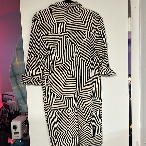 Tori Richard Zebra Print collared Dress. Size 4. NWOT - Picture 5 of 5